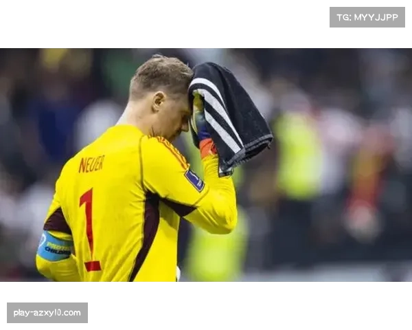 诺伊尔伤缺乌尔比希临危受命,拜仁门将位置轮换经受住考验 诺伊尔伤缺乌尔比希临危受命,拜仁门将位置轮换经受住考验